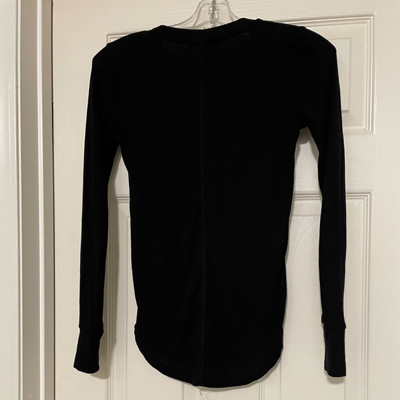 David Lerner Henley top - Picture 4 of 8